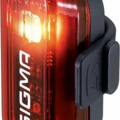 Sigma Sport AURA 30 Fietsverlichting Set - Led Koplamp 30 Lux - CURVE Achterlicht - Inclusief Batterijen 32 Sigma Sport AURA 30 Fietsverlichting Set - Led Koplamp 30 Lux - CURVE Achterlicht - Inclusief Batterijen -Fietsen-Accessoires Shop 510x840 8