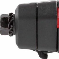 AXA - Juno Battery - Fiets Achterlicht - LED Fietsverlichting Op Batterij - Auto Off Systeem - 80 Mm - Rood -Fietsen-Accessoires Shop 550x357 2