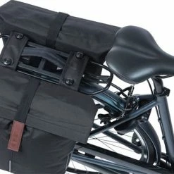 Basil City Dubbele Fietstas MIK - 28-32 Liter- Zwart -Fietsen-Accessoires Shop 550x360 4