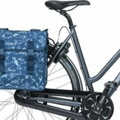 Basil Wanderlust Dubbele Fietstas - Blauw - 35 Liter -Fietsen-Accessoires Shop 550x364 2