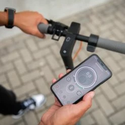 *BLACK FRIDAY DEAL* IZINQ PRO250 - Elektrische Step - Topsnelheid 30 Km/u - 30/35 Km Actieradius - 8.5" Luchtbanden - Lithium 7.8Ah 36V Accu - Zwart/Oranje - Electric Scooter - Volwassenen En Kinderen - Met App 14 *BLACK FRIDAY DEAL* IZINQ PRO250 - Elektrische Step - Topsnelheid 30 Km/u - 30/35 Km Actieradius - 8.5" Luchtbanden - Lithium 7.8Ah 36V Accu - Zwart/Oranje - Electric Scooter - Volwassenen En Kinderen - Met App -Fietsen-Accessoires Shop 550x366 109