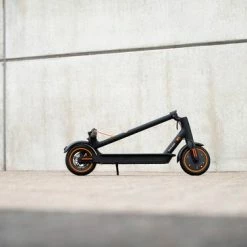 *BLACK FRIDAY DEAL* IZINQ PRO250 - Elektrische Step - Topsnelheid 30 Km/u - 30/35 Km Actieradius - 8.5" Luchtbanden - Lithium 7.8Ah 36V Accu - Zwart/Oranje - Electric Scooter - Volwassenen En Kinderen - Met App 15 *BLACK FRIDAY DEAL* IZINQ PRO250 - Elektrische Step - Topsnelheid 30 Km/u - 30/35 Km Actieradius - 8.5" Luchtbanden - Lithium 7.8Ah 36V Accu - Zwart/Oranje - Electric Scooter - Volwassenen En Kinderen - Met App -Fietsen-Accessoires Shop 550x366 110