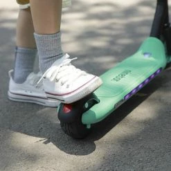 Ninebot By Segway EKickScooter Zing A6 - E-step - Actieradius: 5km - Snelheid: 12km/h - Officieel Benelux Model 33 Ninebot By Segway EKickScooter Zing A6 - E-step - Actieradius: 5km - Snelheid: 12km/h - Officieel Benelux Model -Fietsen-Accessoires Shop 550x366 53