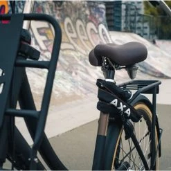 Axa Insteekketting RLC Plus 1400 X 5,5 Mm Zwart 25 Axa Insteekketting RLC Plus 1400 X 5,5 Mm Zwart -Fietsen-Accessoires Shop 550x368 2