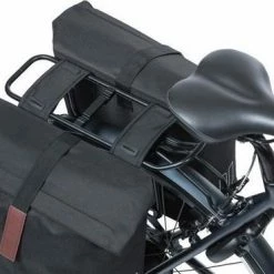 Basil City Dubbele Fietstas - Zwart - 32 Liter -Fietsen-Accessoires Shop 550x369 1