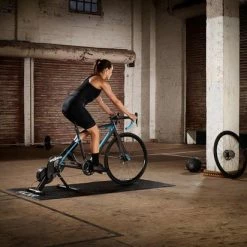 Wahoo Fitness Wahoo KICKR CORE Interactieve Fietstrainer - Direct Drive -Fietsen-Accessoires Shop 550x412 36