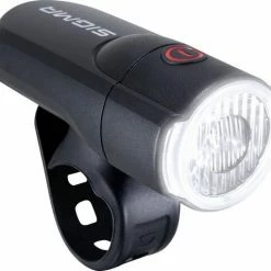 Sigma Sport AURA 30 Fietsverlichting Set - Led Koplamp 30 Lux - CURVE Achterlicht - Inclusief Batterijen 28 Sigma Sport AURA 30 Fietsverlichting Set - Led Koplamp 30 Lux - CURVE Achterlicht - Inclusief Batterijen -Fietsen-Accessoires Shop 550x510 13