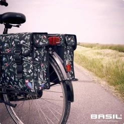 Basil Wanderlust Dubbele Fietstas - Zwart - 35 Liter 23 Basil Wanderlust Dubbele Fietstas - Zwart - 35 Liter -Fietsen-Accessoires Shop 550x550 190