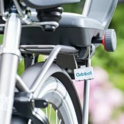 Qibbel 6+ Junior Fietsstoeltje Achter - Zwart - Inclusief Voetsteuntjes -Fietsen-Accessoires Shop 550x550 250