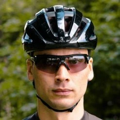 BBB Cycling Impulse PH Fietsbril - Zonnebril Meekleurende Lens - Instelbaar Neusstuk - Glossy Metallic Black - BSG-62PH -Fietsen-Accessoires Shop 550x550 557