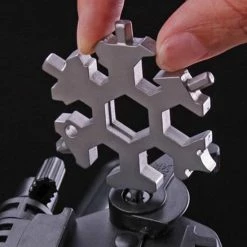 Merkloos 18-in-1 Multi Tool | Kleurrijk | Sneeuwvlok Sleutelhanger| Moersleutel | Draagbare Universele Tool |Schroevendraaier | Cadeau Tip | Cadeau | Vaderdag Cadeau | Cadeau Voor Hem -Fietsen-Accessoires Shop 550x550 993