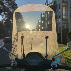 Rain-Away Waterafstotende Sticker Windscherm-Anti Regen Folie-Scooter-Nano Spray-Vespa Sprint-Zip-Sym-Universeel -Fietsen-Accessoires Shop 550x733 37