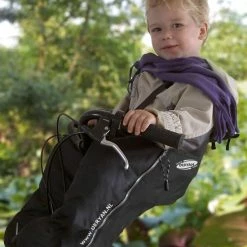 Deryan Bike-a-way Fietsstoeltje Voor - Fiets Regenhoes - Warme Jas En Windbreaker + Regenponcho - Bobike & Yepp -Fietsen-Accessoires Shop 550x753