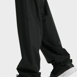 AGU GO Regenpak Essential Unisex - Rood - M - Dames & Heren - Waterdicht & Ademend 35 AGU GO Regenpak Essential Unisex - Rood - M - Dames & Heren - Waterdicht & Ademend -Fietsen-Accessoires Shop 550x754 2