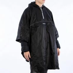 Ralka Poncho - Zwart - Volwassenen -Fietsen-Accessoires Shop 550x784 3